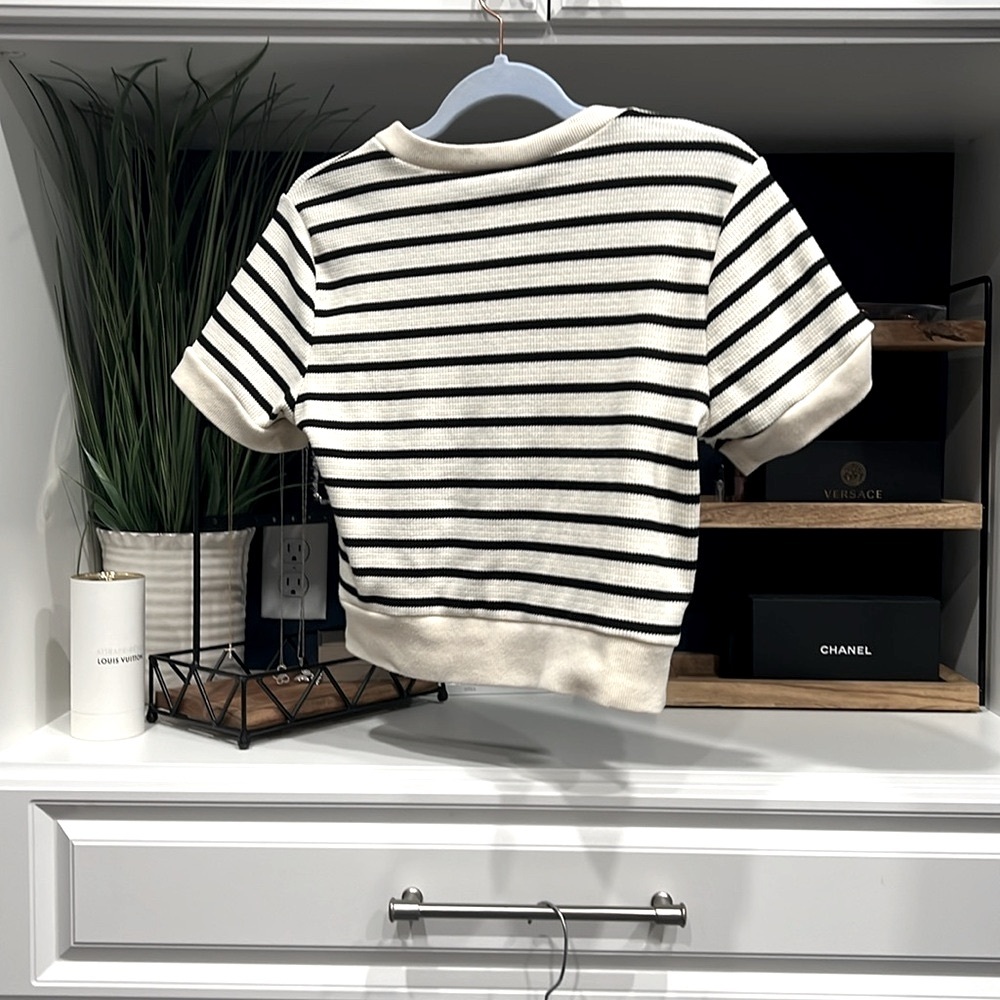 Atelier BY KIRIOUS Sz L Crop top sweater & skirt cream w stripes Good condition - Picture 6 of 8